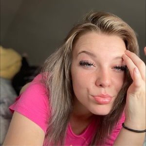 Meet your Posher, Lacy